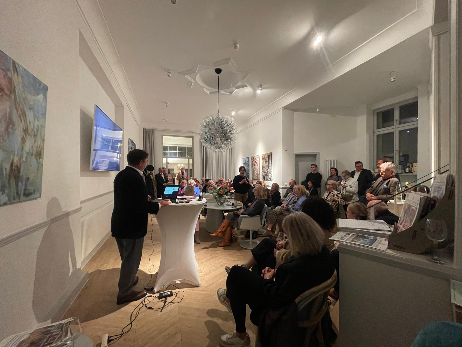 Abendveranstaltung mit Gästen